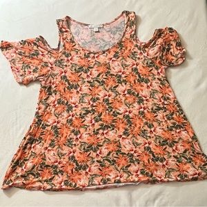Floral Top with Separated Sleeves